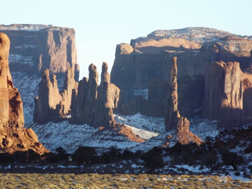 Monument Valley: Scenic 2.5-Hour Guided Tour - Key Points