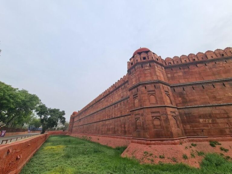 New Delhi: Red Fort Skip-the-line Entry Ticket