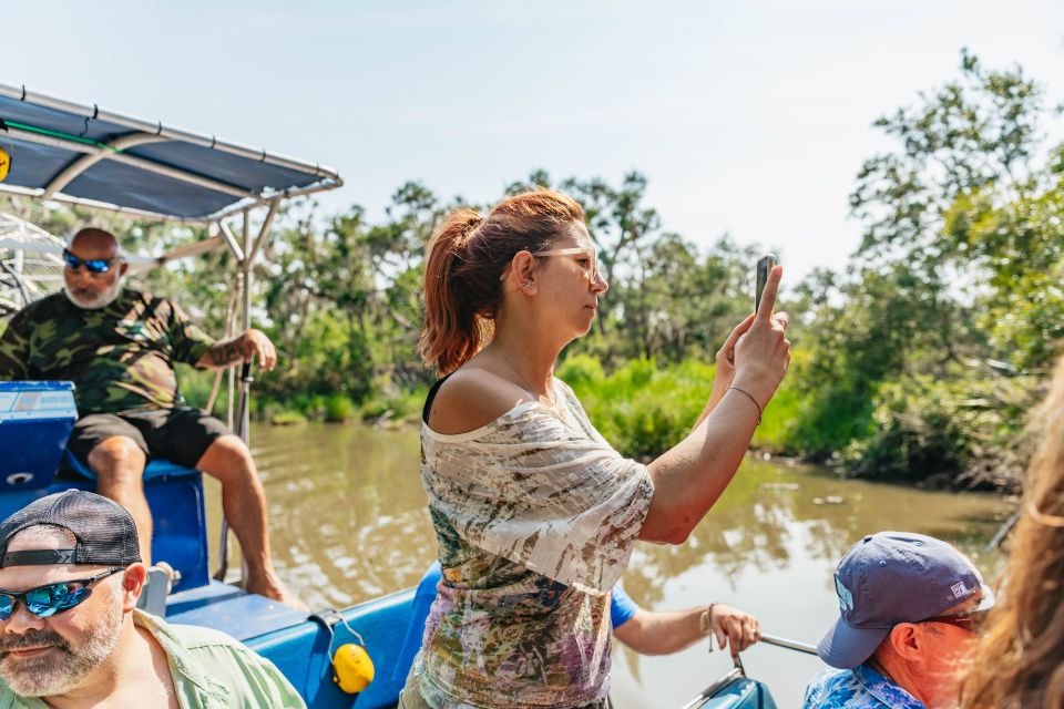 New Orleans: High Speed 9 Passenger Airboat Tour - Key Points