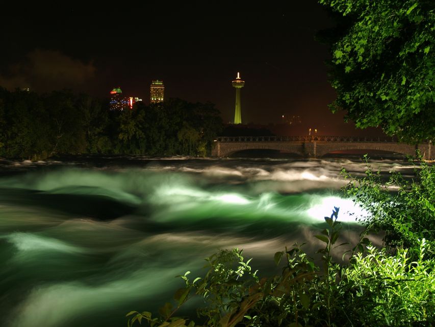 Niagara Falls, USA: Night Illumination Walking Tour - Key Points