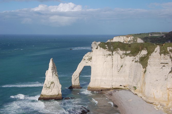 Normandy Small Group Trip With Lunch Plus Liqueur & Calvados Tastings From Paris - Key Points