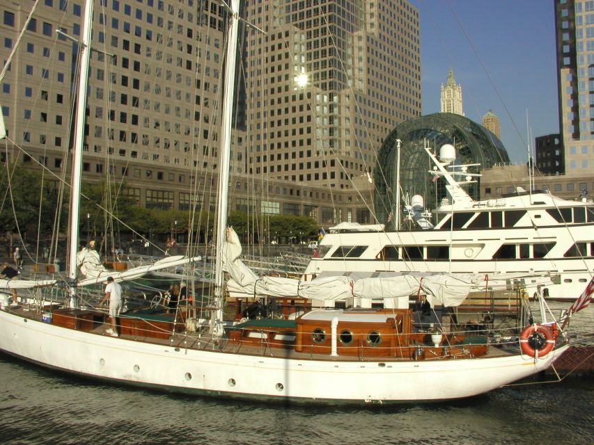 NYC: Golden Hour Cocktail or Champagne Brunch Sail - Key Points