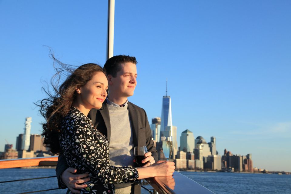 NYC: Sunset Holiday Cocoa Cruise - Key Points