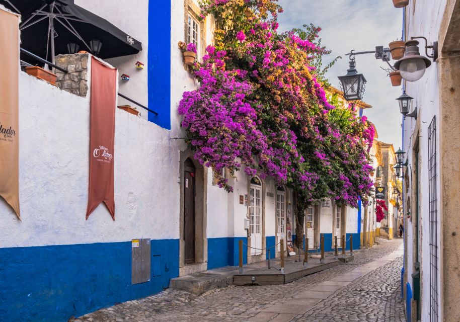 Obidos: Self-Guided Scavenger Hunt and Sightseeing Tour - Key Points