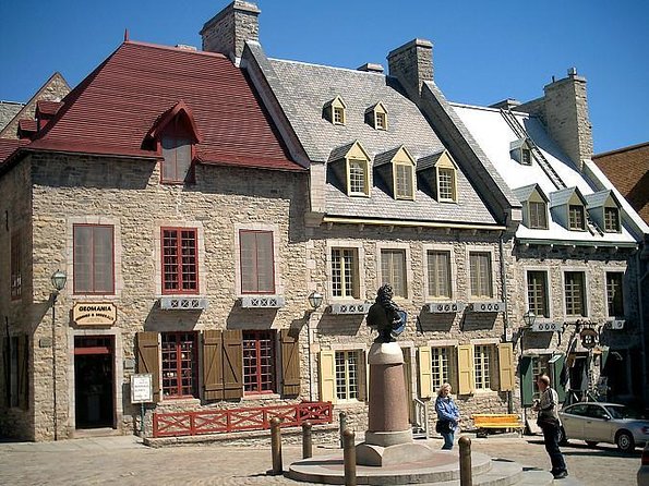 Old Town Quebec Outdoor Escape Game: The European Charm - Key Points