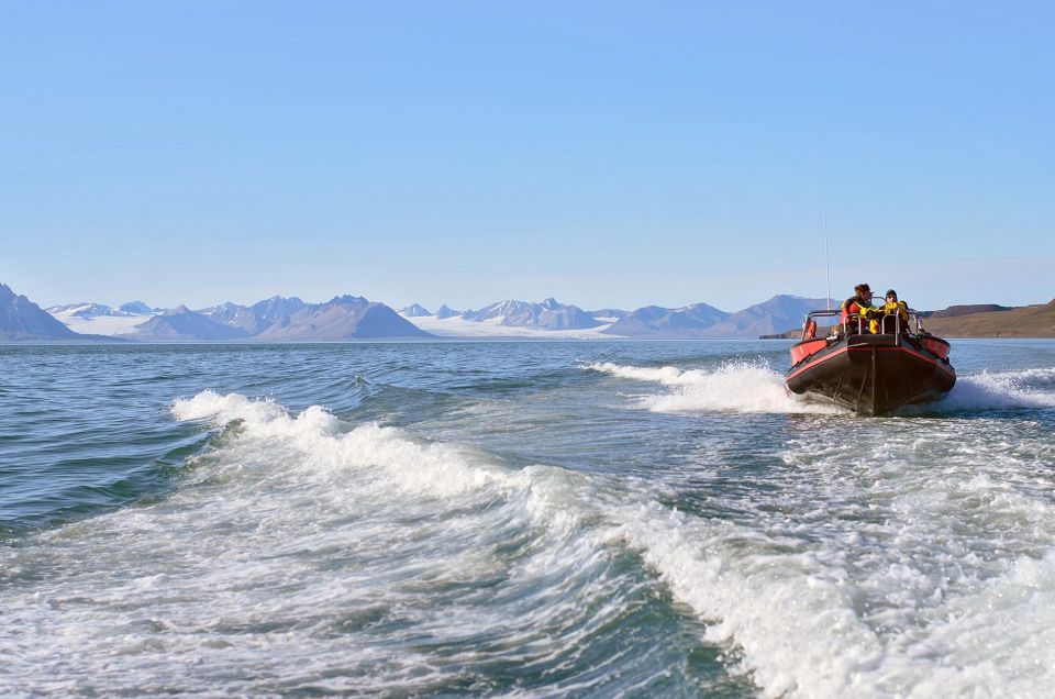 One-Day Trip to the Ghost Town of Pyramiden by Open Boat - Key Points