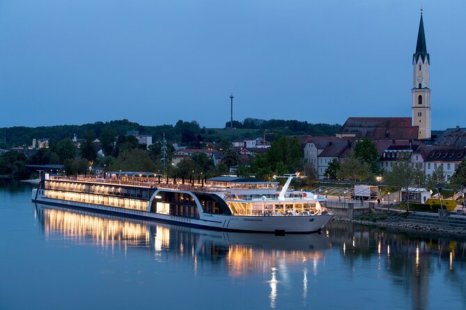 One Way Private Transfer From Prague to Passau - Key Points