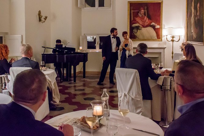 Opera Dinner - Dining During an Opera Interlude - Key Points