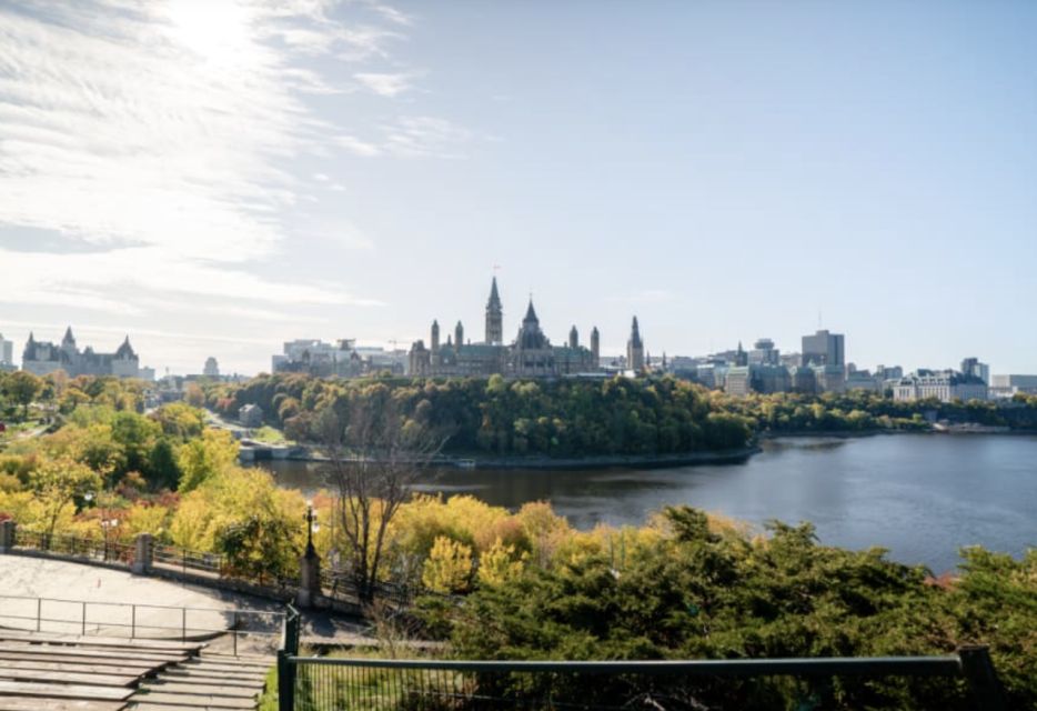 Ottawa: Best of Ottawa Small Group Tour With River Cruise - Key Points