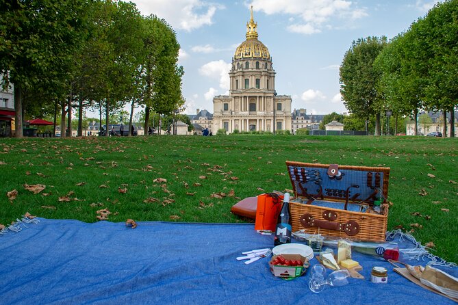 Parisian Picnic Escape: Cheese & Wine Tasting - Key Points