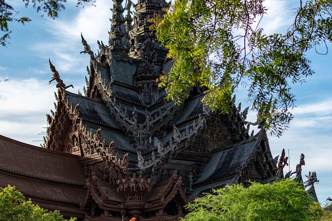 Pattaya Sanctuary of Truth Admission Ticket With Transfer - Key Points