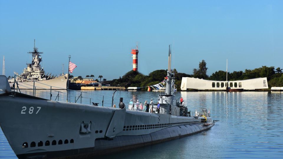 Pearl Harbor USS Arizona & Bowfin Submarine - Key Points