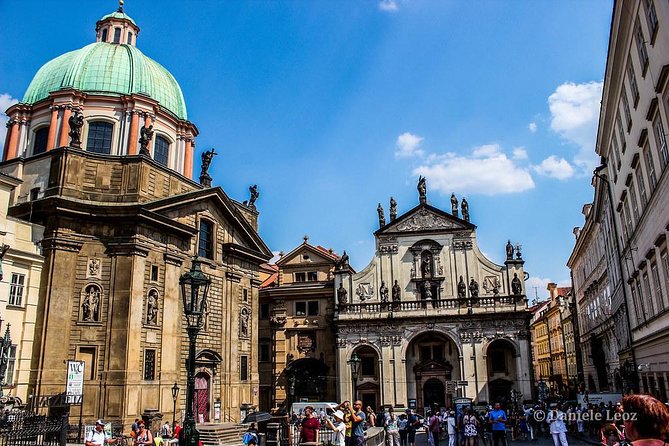 Pedestrian Tour of Prague - Key Points