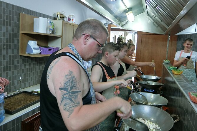 Phuket Cooking Course Half Day Class and Market Tour - Key Points