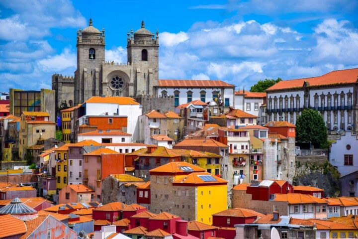 Porto Historical Center Private Walking Tour - Key Points