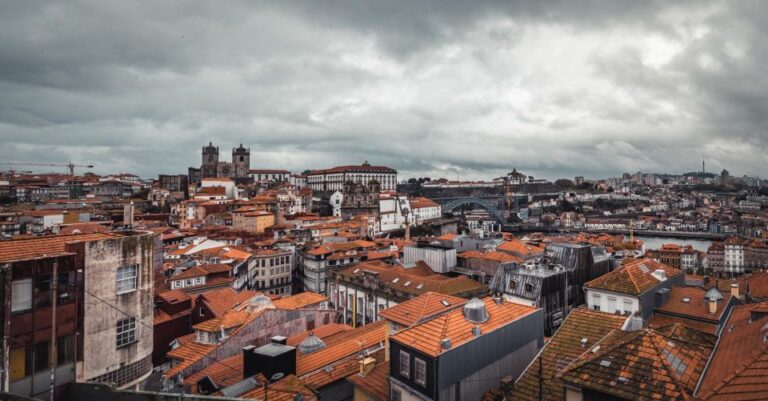 Porto: Private Half Day Walking Tour With Photos