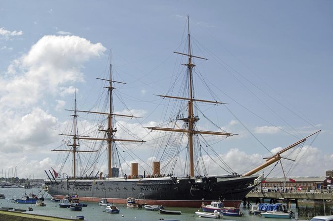 Portsmouth Historic Dockyard, Transportation. - Key Points