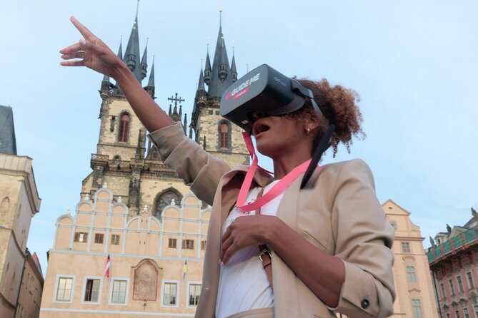 Prague: ¡Time Travel in a City Tour With Vr! - Key Points
