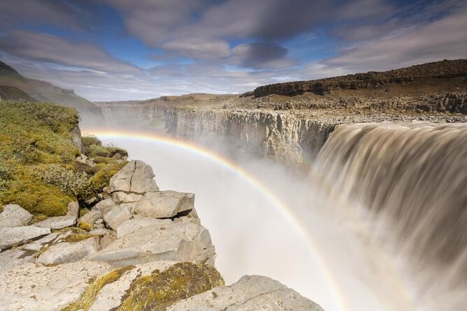 Premium Combo Day Tour Lake Myvatn and Dettifoss - Key Points