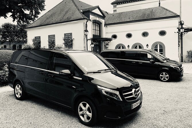 Private Airport Shuttle in Champagne (Group Price) - Key Points