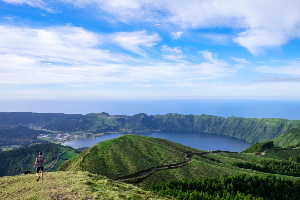 Private Airport Transfer With Sete Cidades Tour Included - Key Points