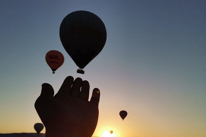 Private Balloon Sunrise Photography Tour in Göreme Love Valley - Key Points