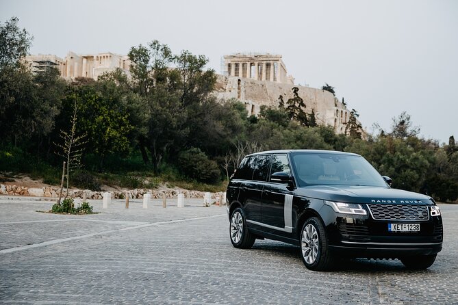 Private Chauffeur Services With SUV Range Rover Vogue in Athens - Key Points