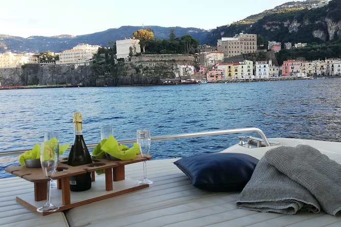Private Cruise Around Capri - Yacht 50 - Key Points