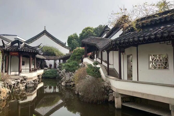 Private Day Tour In Nanjing To Old City Wall, Chaotian Palace, Qinghuai River - Key Points