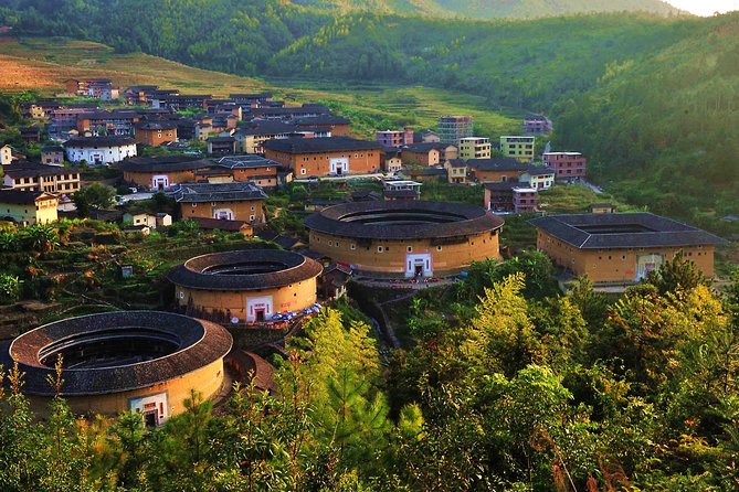 Private Day Tour To Chuxi Tulou From Xiamen Including Lunch - Key Points