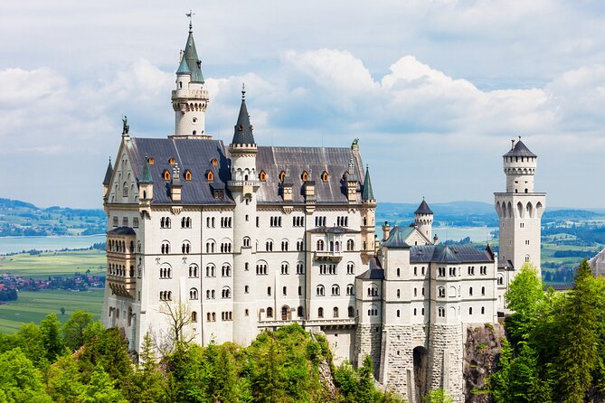 Private Day Trip: Munich to Neuschwanstein & Landsberg Am Lech - Key Points