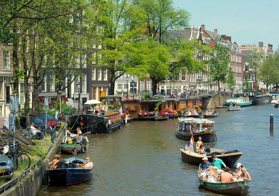 Private Jordaan and Historic Amsterdam Walking Tour - Tour Duration and Guide Availability