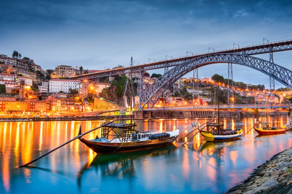 Private Luxury Transfer From Lisbon to Porto (Or Vice-Versa) - Key Points