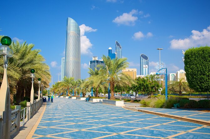 Private Outdoor Guided Tour in Abu Dhabi City