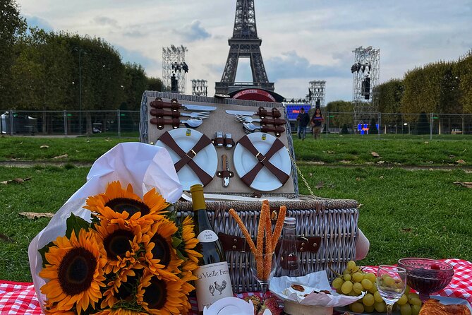 Private Parisian Wine and Food Tastings - Key Points