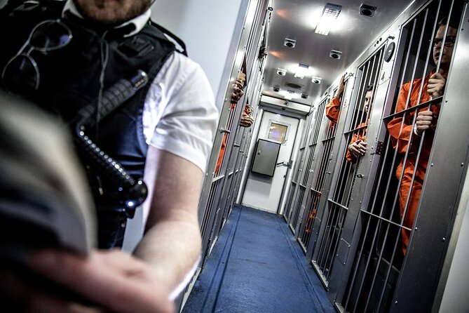 Private Prison Van Escape Game - London Immersive Experience - Key Points