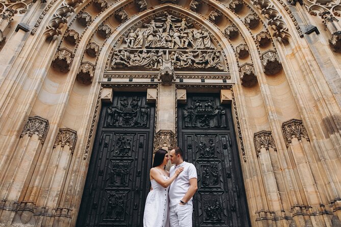 Private Professional Photoshoot at Prague Castle - Key Points