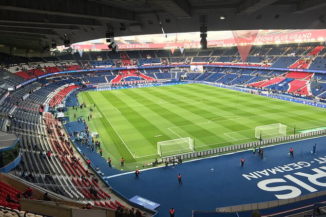 Private Round Transfer From Paris Hotel to PSG Stadium - Key Points