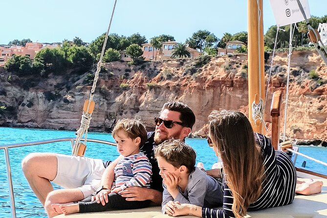 Private Sailing Experience on an Electric Llaut in Mallorca - Experience Details