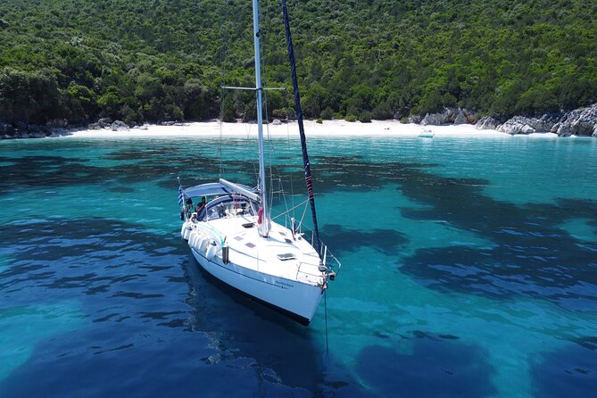 Private Sailing Trip With Swim Stops & Lunch - Key Points