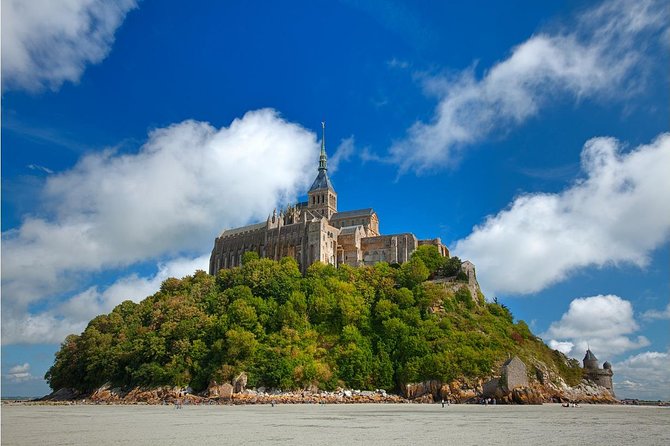 Private Shuttle to Mont-Saint-Michel From Caen. 2pers.Minimum - Key Points