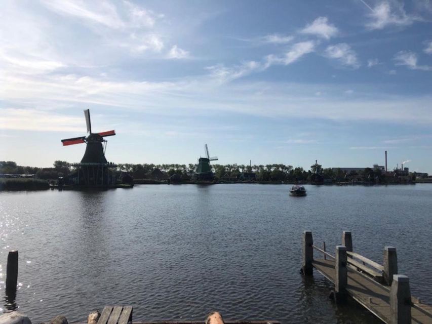 Private Sightseeing Tour to the Windmills & Giethoorn - Key Points