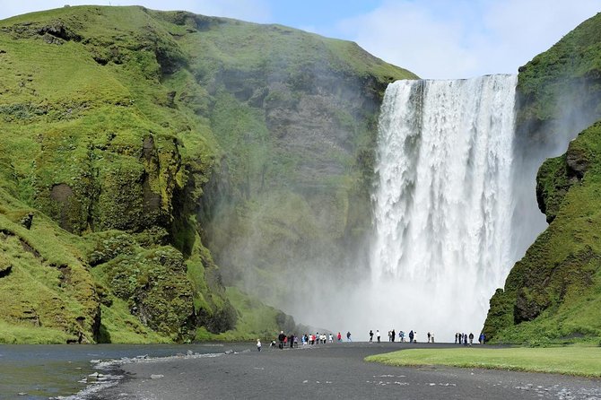 Private South Coast Seljalandsfoss, Skogafoss, Reynisfjara, Vik - Key Points