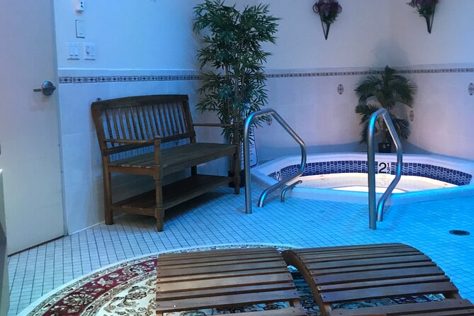 Private Spa, Jacuzzi and Sauna Package With 1-Hour Massage - Key Points