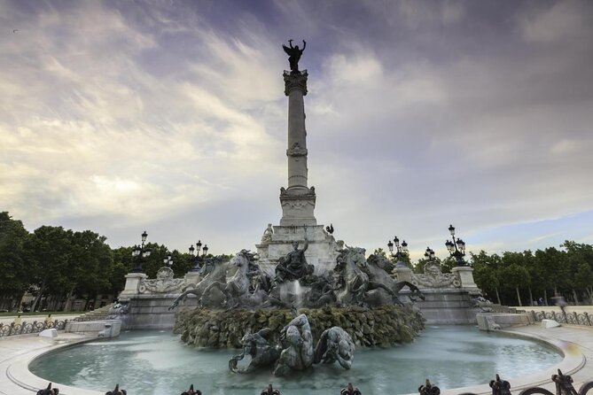 Private Tour Bordeaux the Essentials With a Local Guide - Key Points