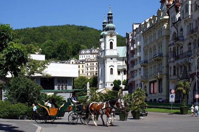 Private Tour: Karlovy Vary and Loket Castle Day Trip From Prague - Key Points