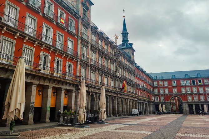 Private Tour of Offbeat Madrid With a Local - Key Points