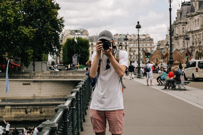 Private Tour of Photography at Best Locations in Paris With a Local - Discover Iconic Parisian Landmarks