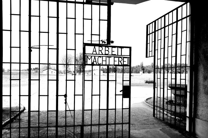 Private Tour Sachsenhausen Concentration Camp From Berlin - Key Points