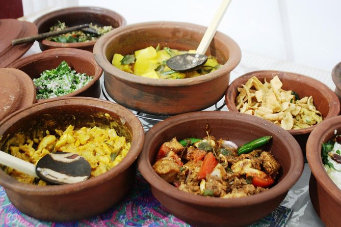 Private Traditional Sri Lankan Cooking Class in Kandy With Hotel Transfers - Key Points